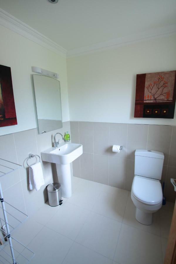 Island View Luxury Apartment Клифдън Екстериор снимка